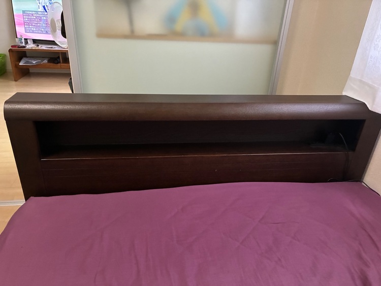 セミダブルベッド(木製)とマットレス（家具・寝具）の商品画像 - 査定依頼日：2025年9月23日 - 最高査定価格：3,000円