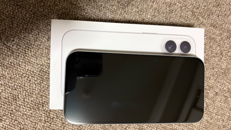 iPhone 16 128GB SIMフリー（スマホ）の商品画像 - 査定依頼日：2026年4月1日 - 最高査定価格：80,000円