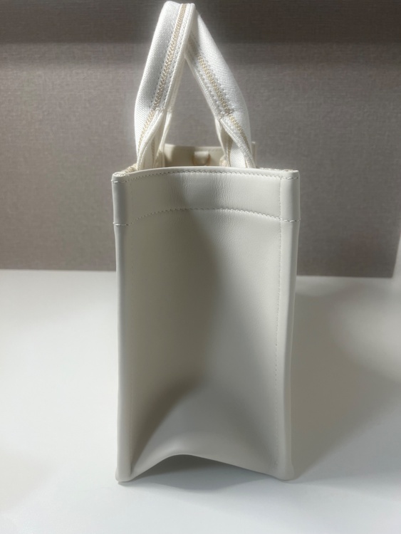 ディオール  （ブランドバッグ）の商品画像 - 査定依頼日：2025年12月20日 - 最高査定価格：150,000円