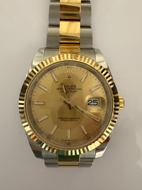 ロレックス デイトジャスト 12633（高級時計）の商品画像 - 査定依頼日：2025年6月29日 - 最高査定価格：2,000,000円