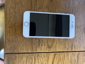 iPhone7（スマホ）の商品画像 - 査定依頼日：2021年3月6日 - 最高査定価格：7,800円