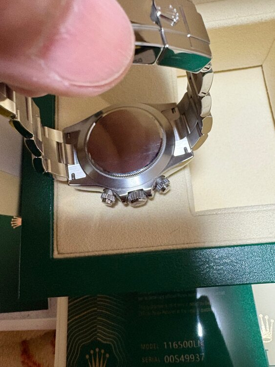 ロレックス デイトナ 116500LNホワイトもじば（高級時計）の商品画像 - 査定依頼日：2025年5月21日 - 最高査定価格：4,550,000円