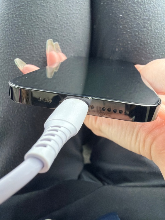 iPhone iPhone 14 Pro 256GB SIMフリー（スマホ）の商品画像 - 査定依頼日：2026年9月26日 - 最高査定価格：71,000円