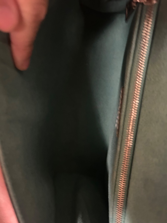 ルイヴィトン エピ （ブランドバッグ）の商品画像 - 査定依頼日：2026年2月19日 - 最高査定価格：100,000円