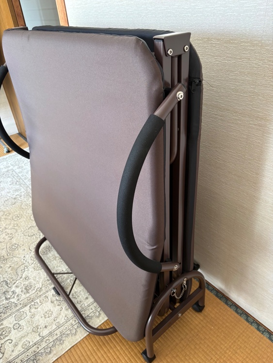 折りたたみ式ベット(シングル)（家具・寝具）の商品画像 - 査定依頼日：2026年3月8日 - 最高査定価格：3,000円