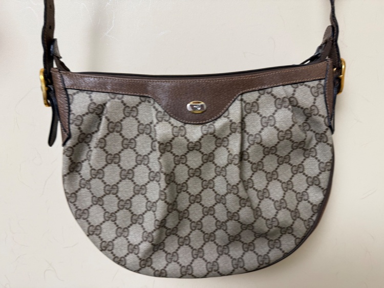 グッチ  （ブランドバッグ）の商品画像 - 査定依頼日：2026年2月25日 - 最高査定価格：7,000円