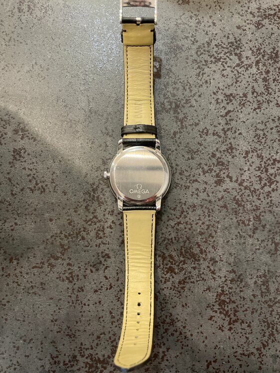 オメガ デ･ビル 424.13.40.20.01.00（高級時計）の商品画像 - 査定依頼日：2024年12月25日 - 最高査定価格：200,000円