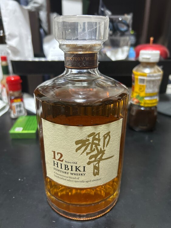 ウイスキー サントリー響 （お酒）の商品画像 - 査定依頼日：2025年2月13日 - 最高査定価格：35,000円