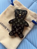 モノグラム　ベアーブローチ（ブランド財布・小物）の商品画像 - 査定依頼日：2024年9月15日 - 最高査定価格：10,500円