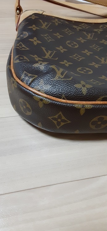 オデオンPM （ブランドバッグ）の商品画像 - 査定依頼日：2022年5月19日 - 最高査定価格：100,000円