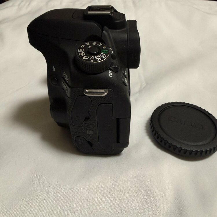 EOS80D（カメラ）の商品画像 - 査定依頼日：2026年1月28日 - 最高査定価格：54,000円