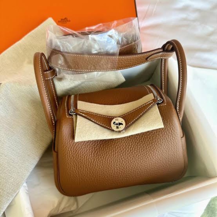 エルメス リンディ （ブランドバッグ）の商品画像 - 査定依頼日：2025年6月15日 - 最高査定価格：1,500,000円