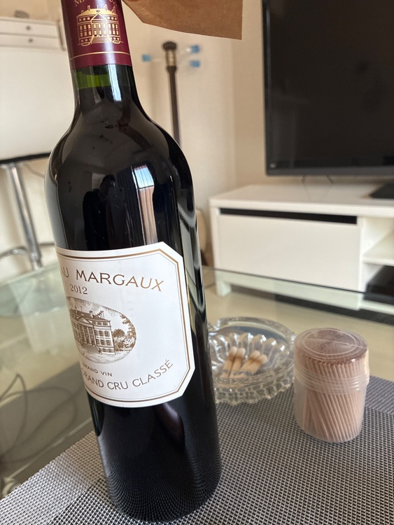 2012（お酒）の商品画像 - 査定依頼日：2026年2月21日 - 最高査定価格：50,000円