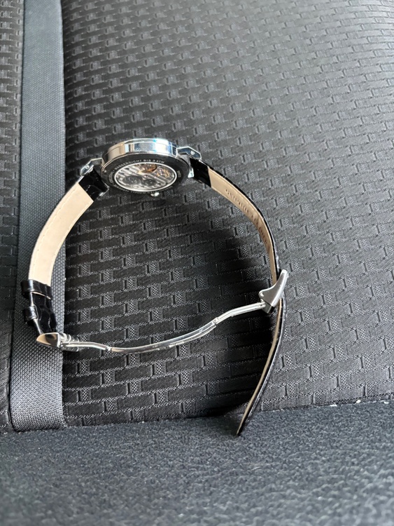 NOMOS タンジェント 35mm TN1A1W2（ブランド財布・小物）の商品画像 - 査定依頼日：2026年8月11日 - 最高査定価格：70,000円