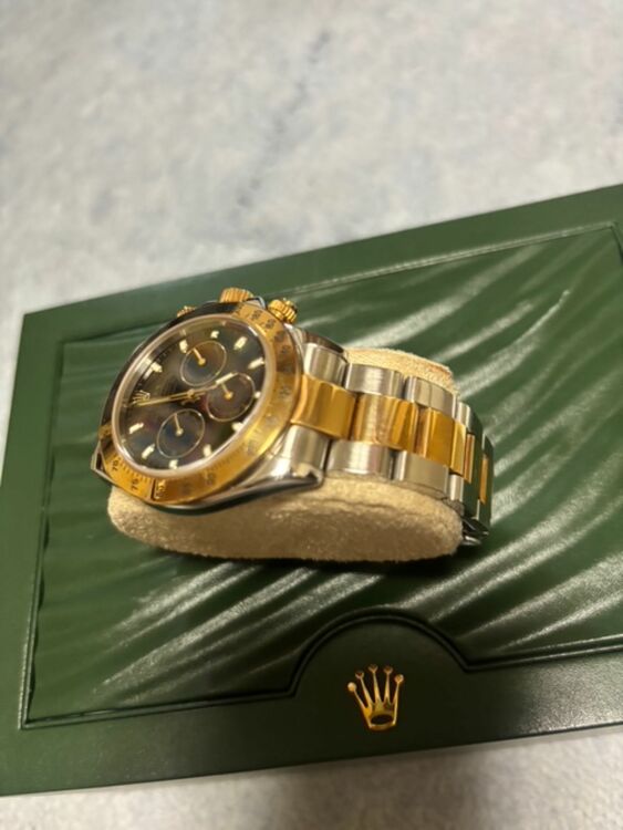 ロレックス デイトナ 11652（高級時計）の商品画像 - 査定依頼日：2025年6月26日 - 最高査定価格：2,400,000円