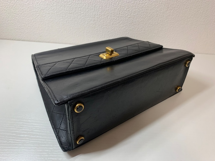 台形マトラッセ（ブランドバッグ）の商品画像 - 査定依頼日：2026年3月18日 - 最高査定価格：150,000円