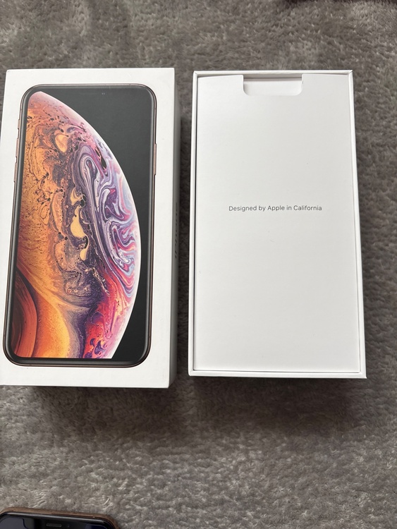 iPhoneXS 512GB SIMフリー（スマホ）の商品画像 - 査定依頼日：2026年3月14日 - 最高査定価格：17,000円