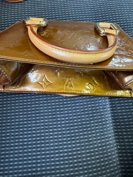 エナメル（ブランドバッグ）の商品画像 - 査定依頼日：2025年12月2日 - 最高査定価格：30,000円