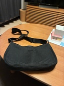 不明