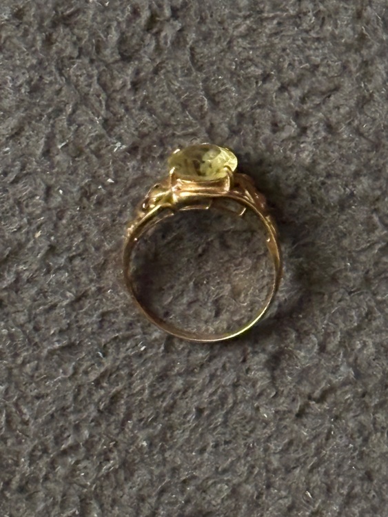 18金シトリンリング（宝石）の商品画像 - 査定依頼日：2025年10月8日 - 最高査定価格：20,000円