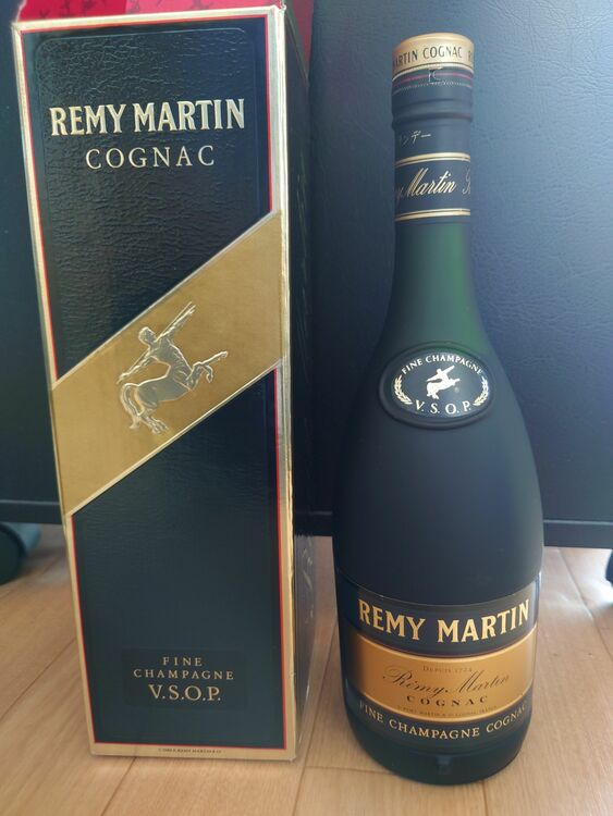 ブランデー レミーマルタン （お酒）の商品画像 - 査定依頼日：2025年6月24日 - 最高査定価格：2,500円