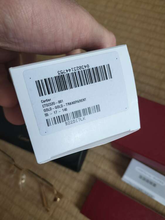 カルティエ　CT032320ー001（ブランド財布・小物）の商品画像 - 査定依頼日：2025年2月23日 - 最高査定価格：5,000円