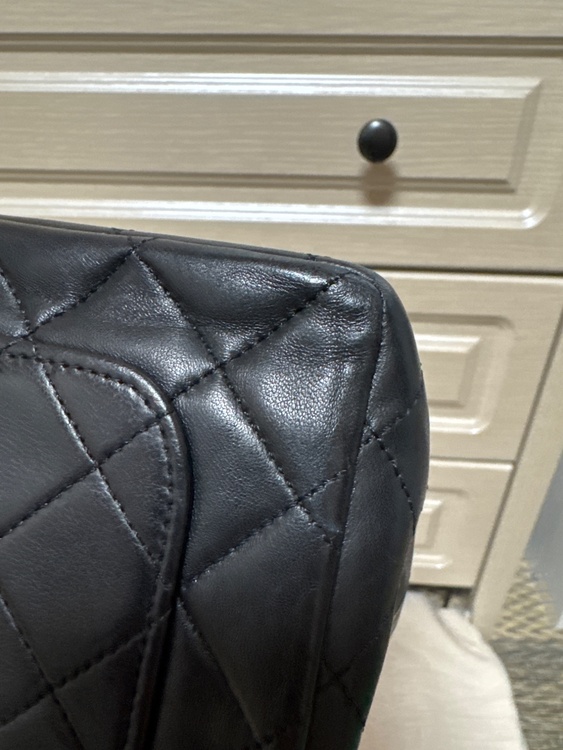 ダブルフラップマトラッセ25（ブランドバッグ）の商品画像 - 査定依頼日：2026年2月21日 - 最高査定価格：400,000円