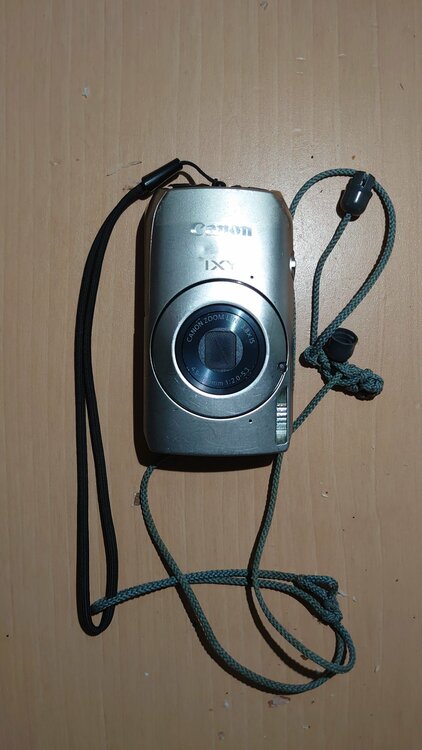 ixy digtal2015（カメラ）の商品画像 - 査定依頼日：2026年3月30日 - 最高査定価格：10,000円