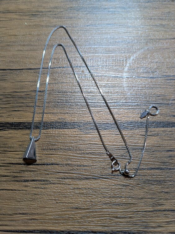 プラチナ（金・貴金属）の商品画像 - 査定依頼日：2026年3月14日 - 最高査定価格：100,000円