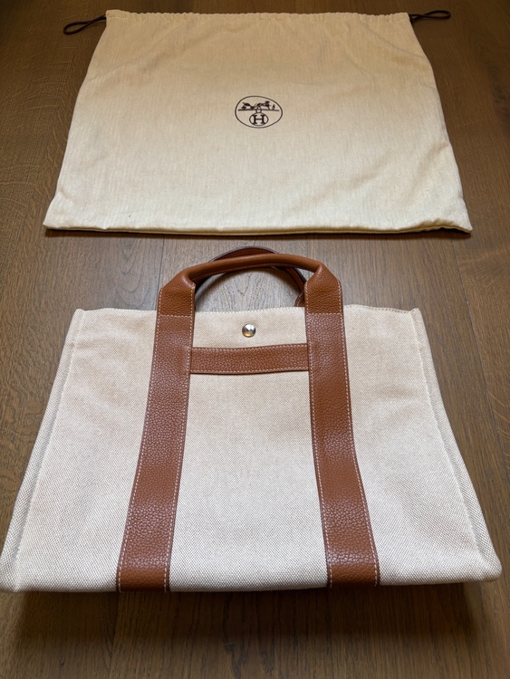 エルメス　サックアーネMM（ブランドバッグ）の商品画像 - 査定依頼日：2026年2月27日 - 最高査定価格：70,000円