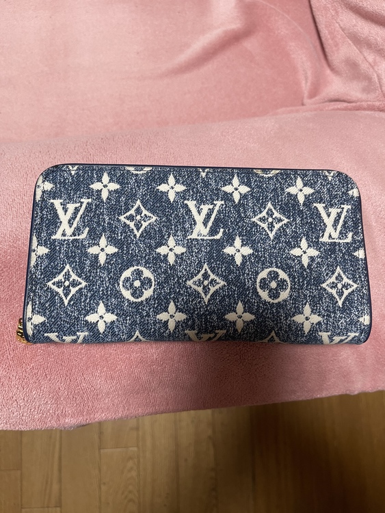 ルイヴィトン ジッピーウォレット　長財布　デニム　モノグラム　マリーヌ（ブランドバッグ）の商品画像 - 査定依頼日：2022年6月6日 - 最高査定価格：88,000円