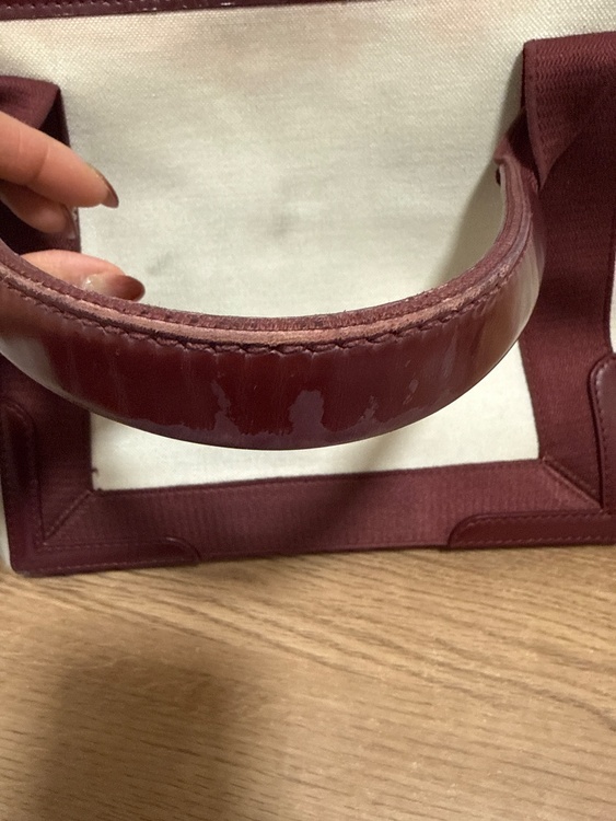 バレンシアガ  （ブランドバッグ）の商品画像 - 査定依頼日：2025年12月8日 - 最高査定価格：40,000円