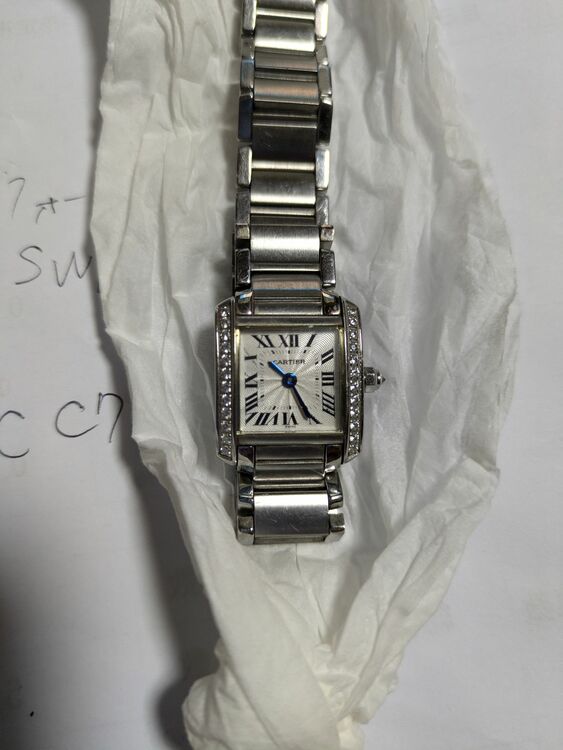 カルティエ タンク （高級時計）の商品画像 - 査定依頼日：2025年7月28日 - 最高査定価格：550,000円