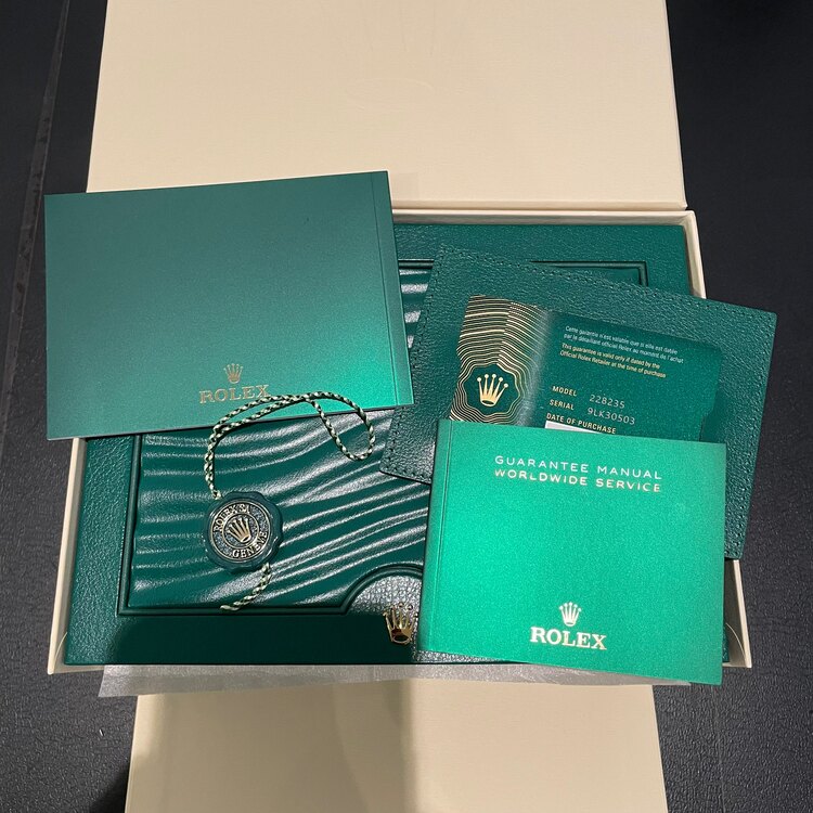 デイトデイト（高級時計）の商品画像 - 査定依頼日：2025年2月3日 - 最高査定価格：8,050,000円