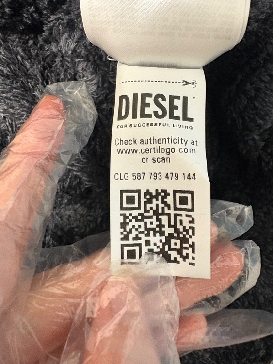 M-KYRA　型番A11161-0BMAG Mサイズ（古着・ファッション）の商品画像 - 査定依頼日：2025年8月12日 - 最高査定価格：100,000円