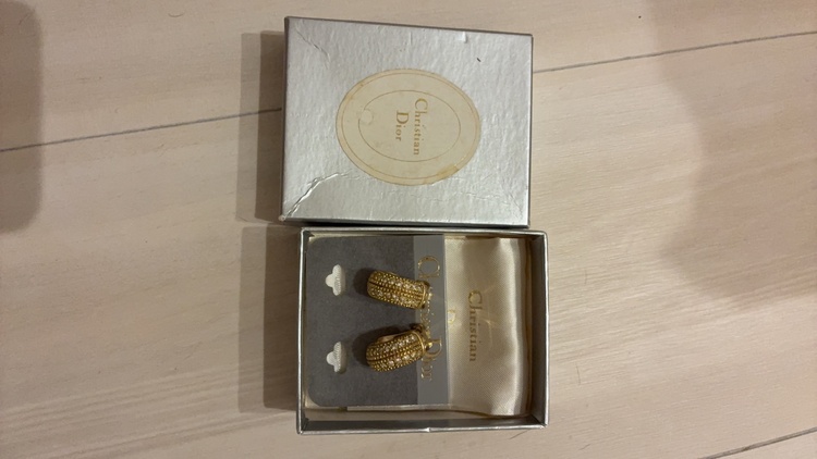 ディオール  （ブランドバッグ）の商品画像 - 査定依頼日：2026年1月7日 - 最高査定価格：10,000円