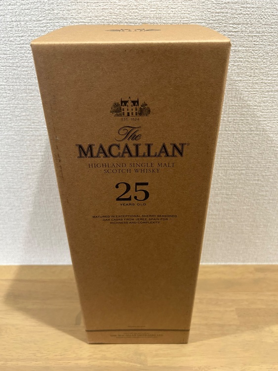 25年　2024年製造（お酒）の商品画像 - 査定依頼日：2025年9月8日 - 最高査定価格：130,000円