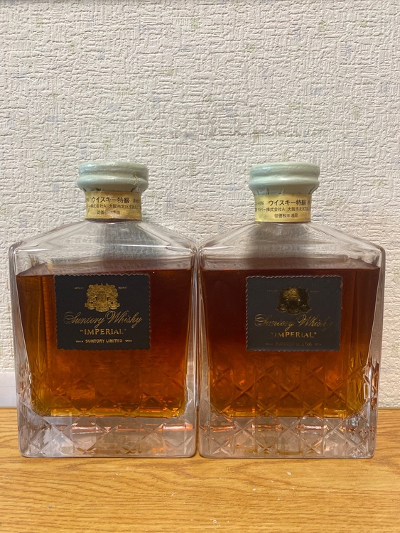 サントリーウイスキーインペリアル特級従価税率適用600ml43% 2本（お酒）の商品画像 - 査定依頼日：2026年1月13日 - 最高査定価格：22,000円
