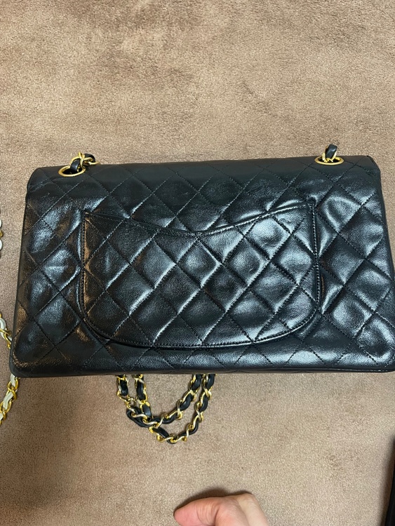 ダブルフラップ　マトラッセ（ブランドバッグ）の商品画像 - 査定依頼日：2026年1月23日 - 最高査定価格：260,000円