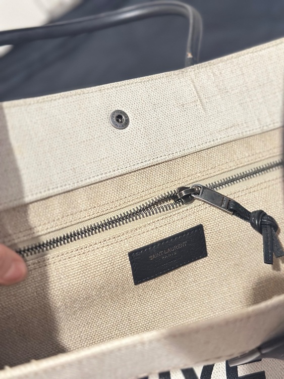 かばん（ブランドバッグ）の商品画像 - 査定依頼日：2025年9月28日 - 最高査定価格：30,000円