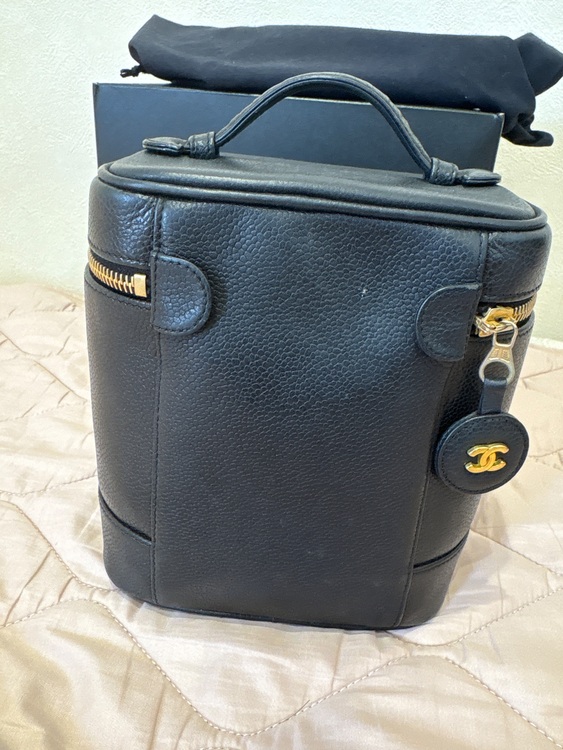 バニティ（ブランドバッグ）の商品画像 - 査定依頼日：2025年9月29日 - 最高査定価格：70,000円