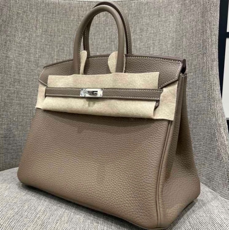 バーキン25 W刻印エトゥープ　シルバー金具（ブランドバッグ）の商品画像 - 査定依頼日：2025年10月17日 - 最高査定価格：3,100,000円