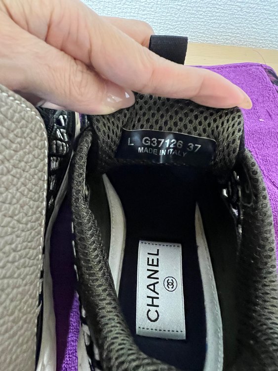 CHANEL スニーカー（ブランド財布・小物）の商品画像 - 査定依頼日：2022年8月21日 - 最高査定価格：41,000円