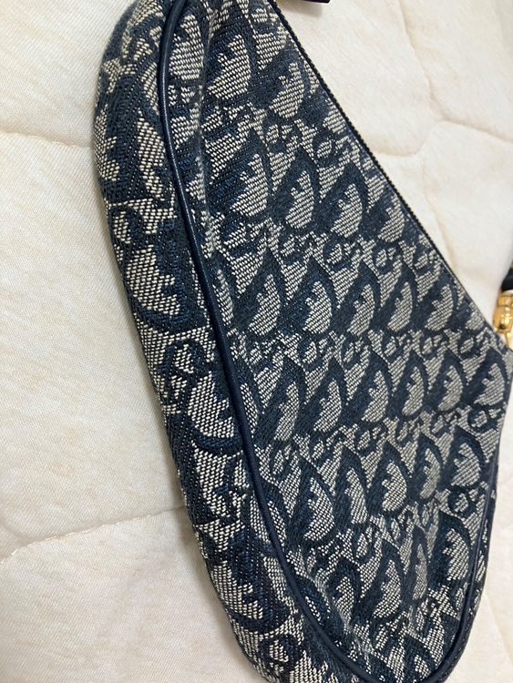 ディオール  （ブランドバッグ）の商品画像 - 査定依頼日：2025年6月10日 - 最高査定価格：80,000円