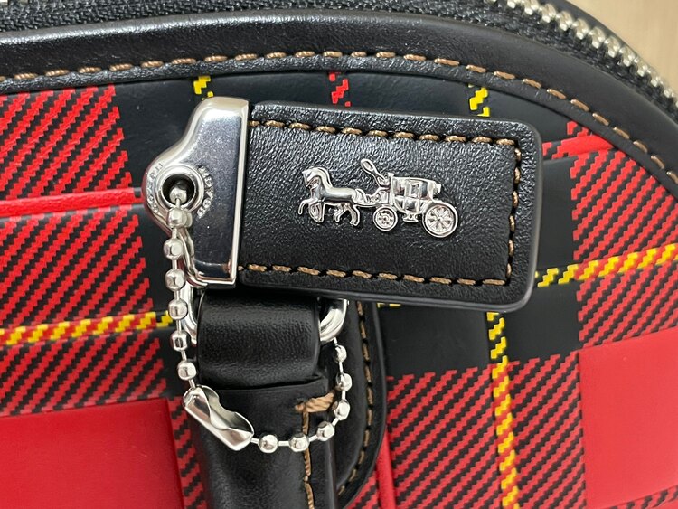 その他 コーチ （ブランドバッグ）の商品画像 - 査定依頼日：2024年12月27日 - 最高査定価格：3,500円