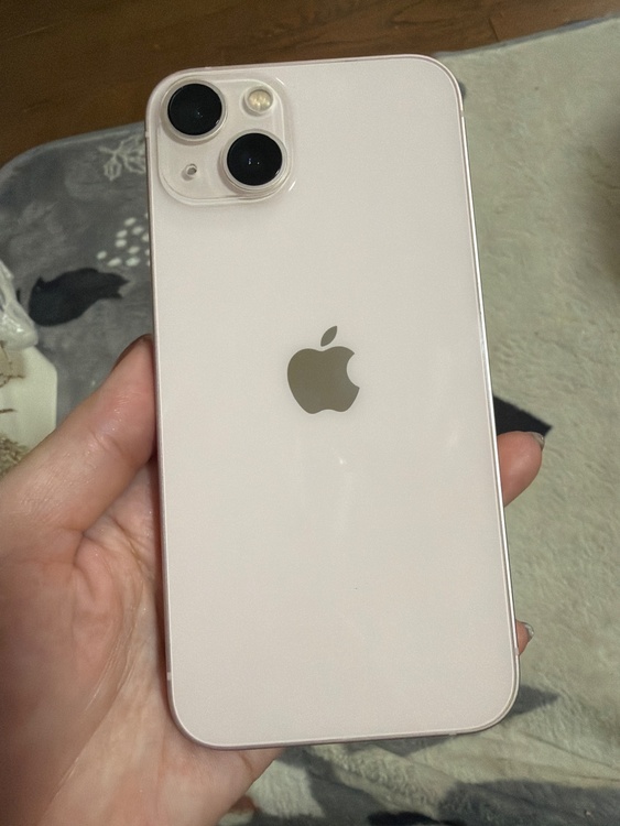 iPhone 13 256GB SIMフリー（スマホ）の商品画像 - 査定依頼日：2026年3月12日 - 最高査定価格：32,000円