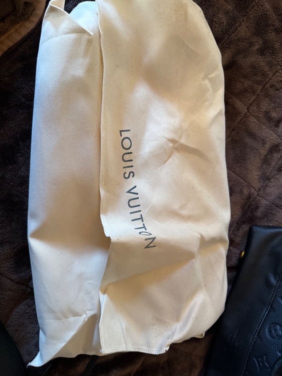 ネオアルマ PM（ブランドバッグ）の商品画像 - 査定依頼日：2026年2月9日 - 最高査定価格：220,000円