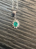 エメラルドペンダント（金・貴金属）の商品画像 - 査定依頼日：2025年11月9日 - 最高査定価格：100,000円