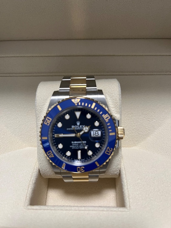 ロレックス サブマリーナー 126613l（高級時計）の商品画像 - 査定依頼日：2025年12月4日 - 最高査定価格：3,100,000円