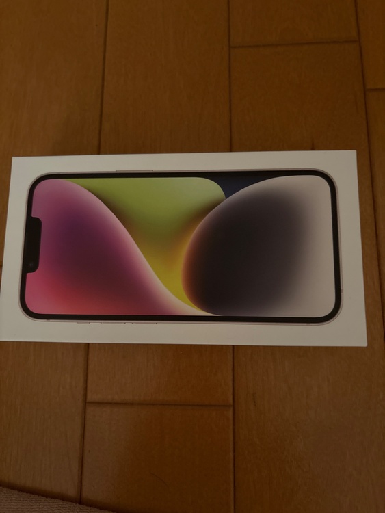 iPhone14空箱と充電ケーブル（スマホ）の商品画像 - 査定依頼日：2026年8月11日 - 最高査定価格：50,000円